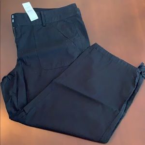 NWT Loft Black Capris Size 10
